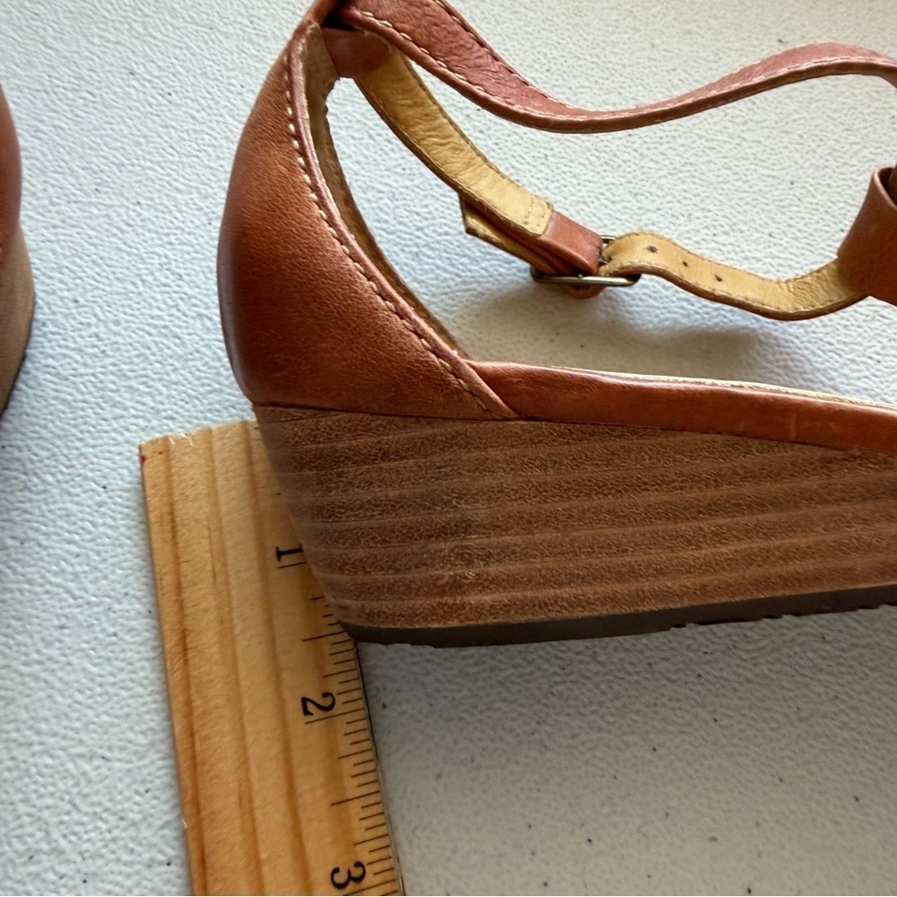 Frye strap leather peep toe shoe -sandals - Picture 8 of 8